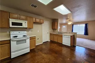 1013 Misty Acres Dr, New Braunfels, TX 78130 - Photo 9