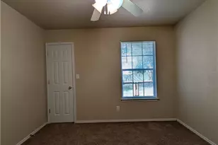 1013 Misty Acres Dr, New Braunfels, TX 78130 - Photo 17