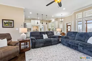 645 W Big Elm Rd, Troy, TX 76579 - Photo 7