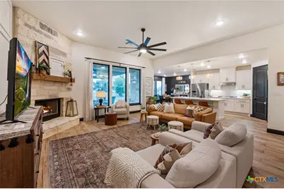 462 Curvatura, New Braunfels, TX 78132 - Photo 11