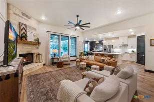 462 Curvatura, New Braunfels, TX 78132 - Photo 11