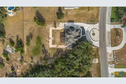 462 Curvatura, New Braunfels, TX 78132 - Photo 37