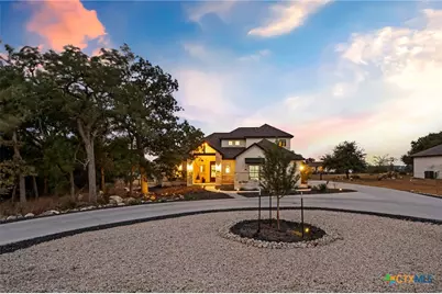 462 Curvatura, New Braunfels, TX 78132 - Photo 5