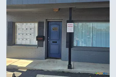 700 E Polk #B, Burnet, TX 78611 - Photo 3