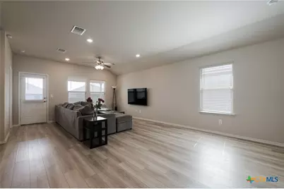 2334 Aylesbury Drive, Copperas Cove, TX 76522 - Photo 3