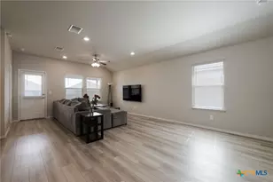 2334 Aylesbury Dr, Copperas Cove, TX 76522 - Photo 3