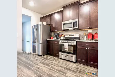 1910 Esplanade, New Braunfels, TX 78130 - Photo 3