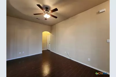 303 Rosalie, New Braunfels, TX 78130 - Photo 3