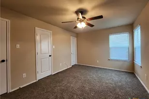 303 Rosalie, New Braunfels, TX 78130 - Photo 9