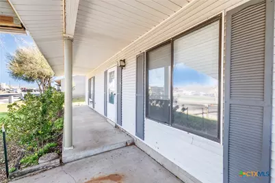 218 W 6th Street, Shiner, TX 77984 - Photo 29