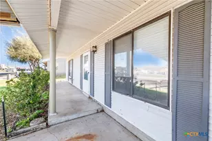 218 W 6th St, Shiner, TX 77984 - Photo 29