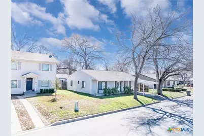 218 W 6th Street, Shiner, TX 77984 - Photo 23