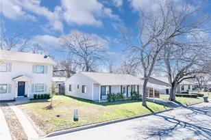 218 W 6th St, Shiner, TX 77984 - Photo 23