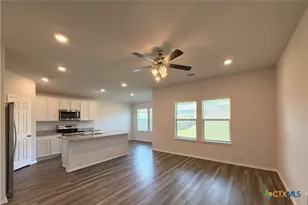 1426 Piedmont St, Temple, TX 76504 - Photo 3