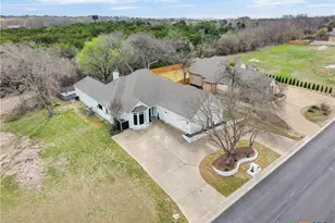 4615 Sunflower Ln, Temple, TX 76502 - Photo 3