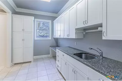 101 Crescent Mesa, Belton, TX 76513 - Photo 9