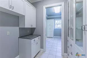 101 Crescent Mesa, Belton, TX 76513 - Photo 11