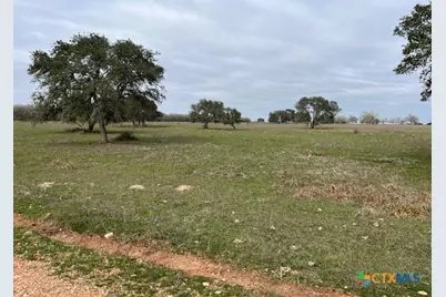 2292 Garrett Road, Yoakum, TX 77995 - Photo 9