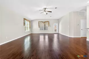 8900 Viewpark Ln, Killeen, TX 76542 - Photo 13