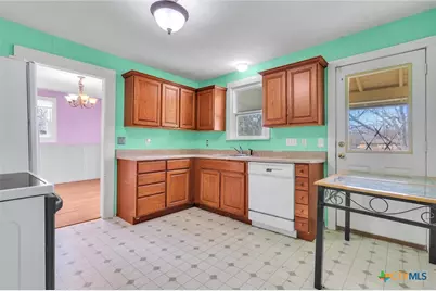 703 Bois D Arc Street, Lockhart, TX 78644 - Photo 15