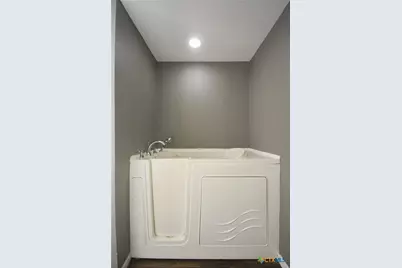 603 Maplewood Drive, Victoria, TX 77901 - Photo 33