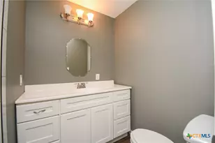 603 Maplewood Dr, Victoria, TX 77901 - Photo 39