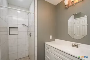 603 Maplewood Dr, Victoria, TX 77901 - Photo 41