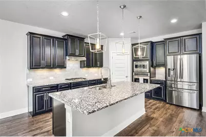 240 Bamberger Avenue, New Braunfels, TX 78132 - Photo 7