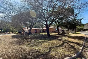 802 Danny Cir, Harker Heights, TX 76548 - Photo 3