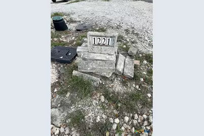 1221 Hallmark, Canyon Lake, TX 78133 - Photo 29