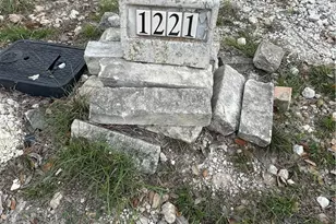 1221 Hallmark, Canyon Lake, TX 78133 - Photo 27