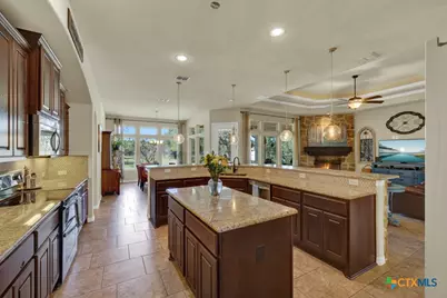 319 Appalachian Trail, New Braunfels, TX 78132 - Photo 13