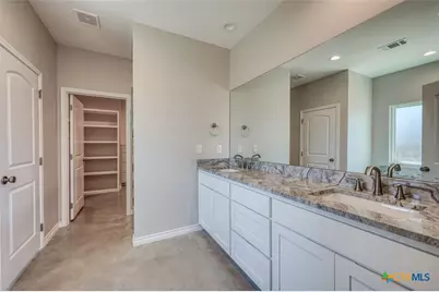 1516 Stonecrest Drive, Marble Falls, TX 78654 - Photo 13