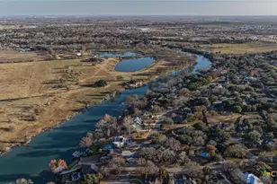 2229 Waterford Grace, New Braunfels, TX 78130 - Photo 5