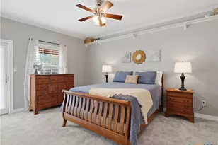 26240 Smithson Valley Rd, San Antonio, TX 78261 - Photo 23