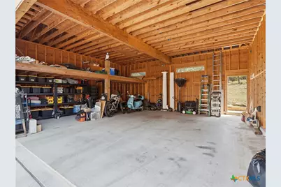 26240 Smithson Valley Road, San Antonio, TX 78261 - Photo 35