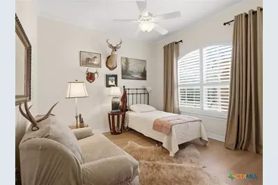 26240 Smithson Valley Road, San Antonio, TX 78261 - Photo 19