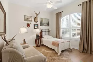 26240 Smithson Valley Rd, San Antonio, TX 78261 - Photo 19