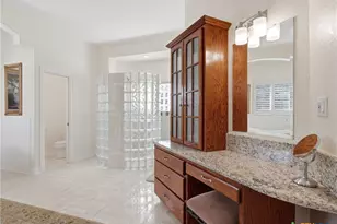 26240 Smithson Valley Rd, San Antonio, TX 78261 - Photo 17