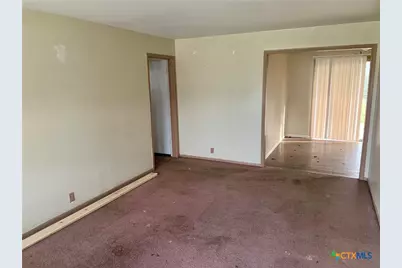 3607 Avondale Street, Victoria, TX 77901 - Photo 3