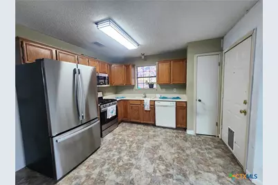 304 E Hogan Drive, Copperas Cove, TX 76522 - Photo 11