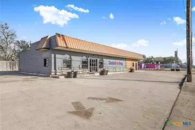 3502 N Laurent Street #A, Victoria, TX 77901 - Photo 3