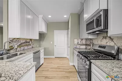 109 Giacomo Drive, Victoria, TX 77901 - Photo 11