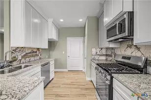 109 Giacomo Dr, Victoria, TX 77901 - Photo 11