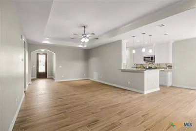 109 Giacomo Drive, Victoria, TX 77901 - Photo 5