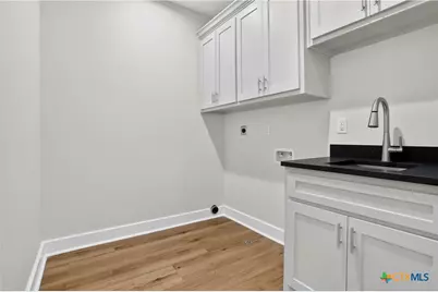 520 Essence Drive, Victoria, TX 77904 - Photo 45