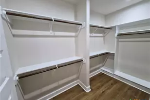 520 Essence Dr, Victoria, TX 77904 - Photo 23