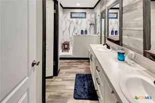 497 W Oaks, Victoria, TX 77905 - Photo 31