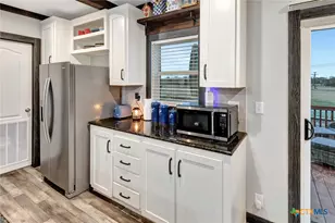 497 W Oaks, Victoria, TX 77905 - Photo 13