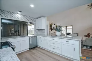 106 Chama Dr, Victoria, TX 77904 - Photo 15